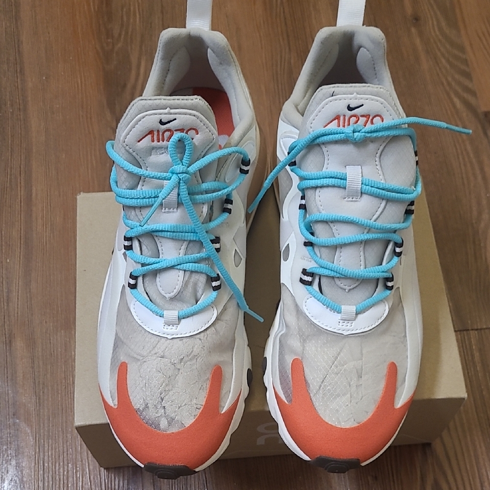 Nike Women's Shoes in Gray, Orange, and Blue new no tag zise 10